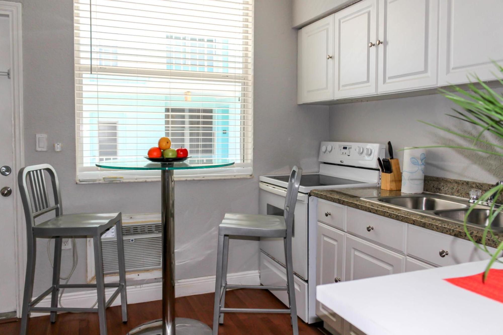 713 Miami Beach Apartments Værelse billede
