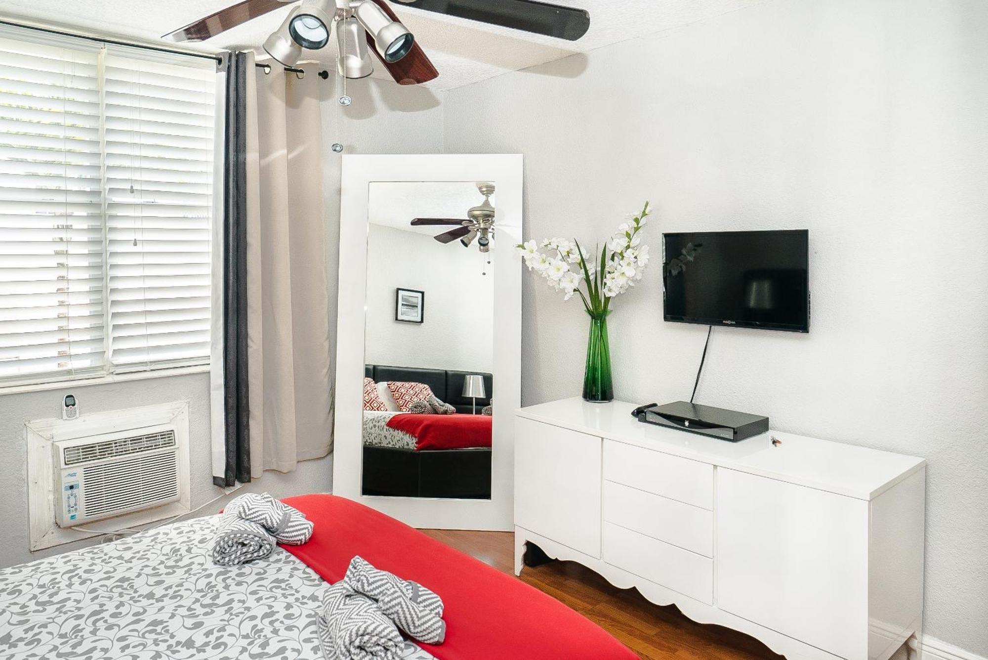 713 Miami Beach Apartments Eksteriør billede